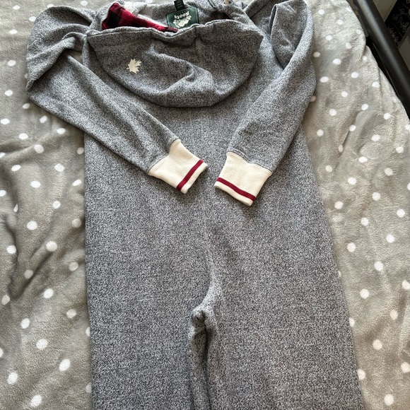 Roots Salt & Pepper Women’s Onesie - Picture 7 of 8